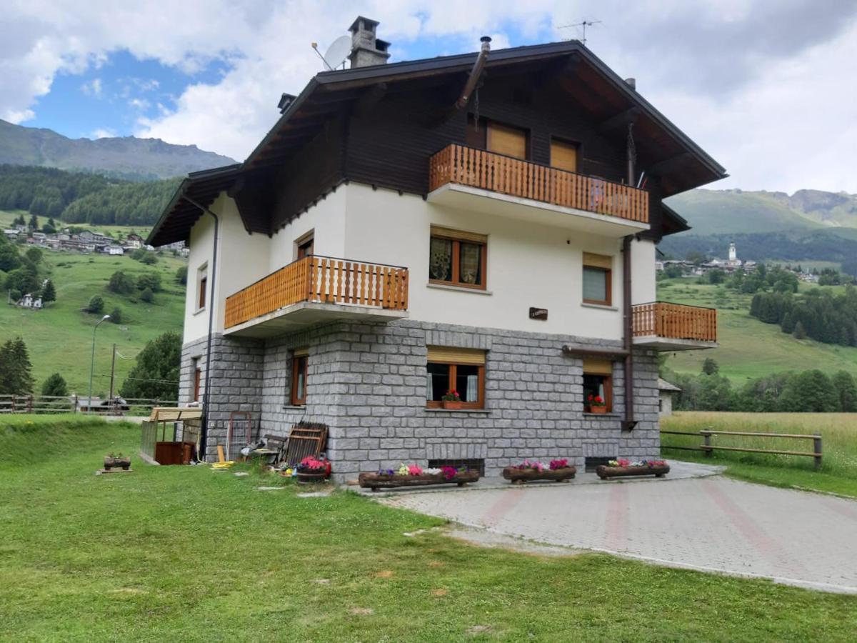 La Rondine - Appartamento Panoramico 6 Posti Letto In Villetta Champoluc Exterior photo